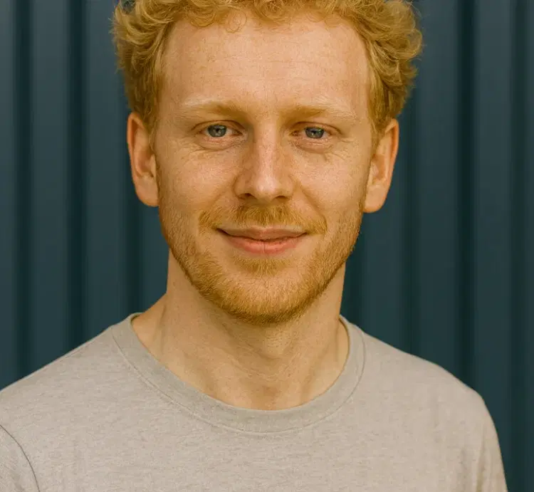 Moritz, Marketing & Sales Moritz - Marketing & Sales at OskarOS